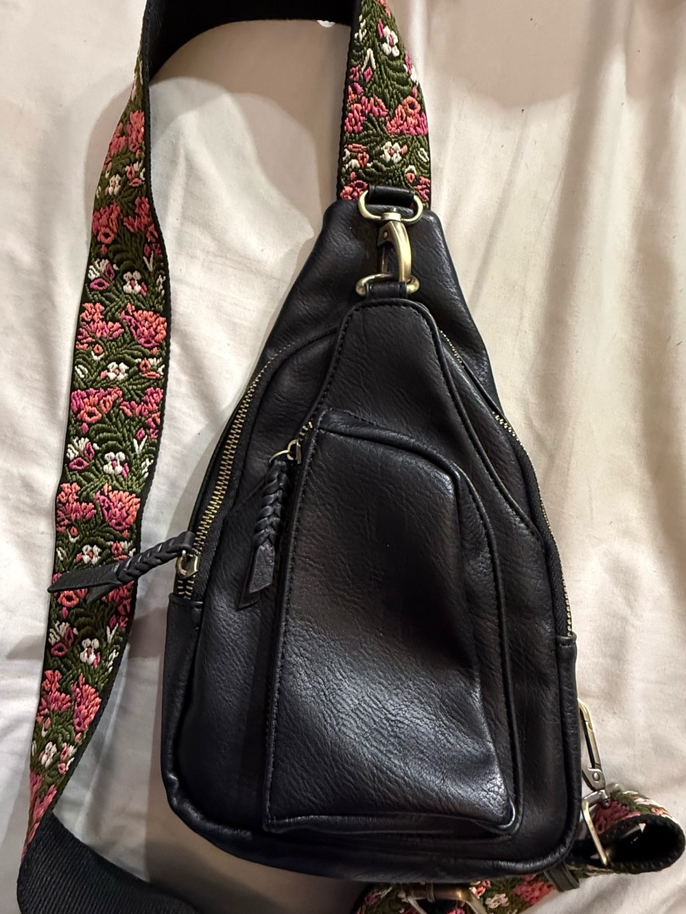 Antik Kraft Leather Sling Backpack Floral Strap Crossbody Bag Black Boho